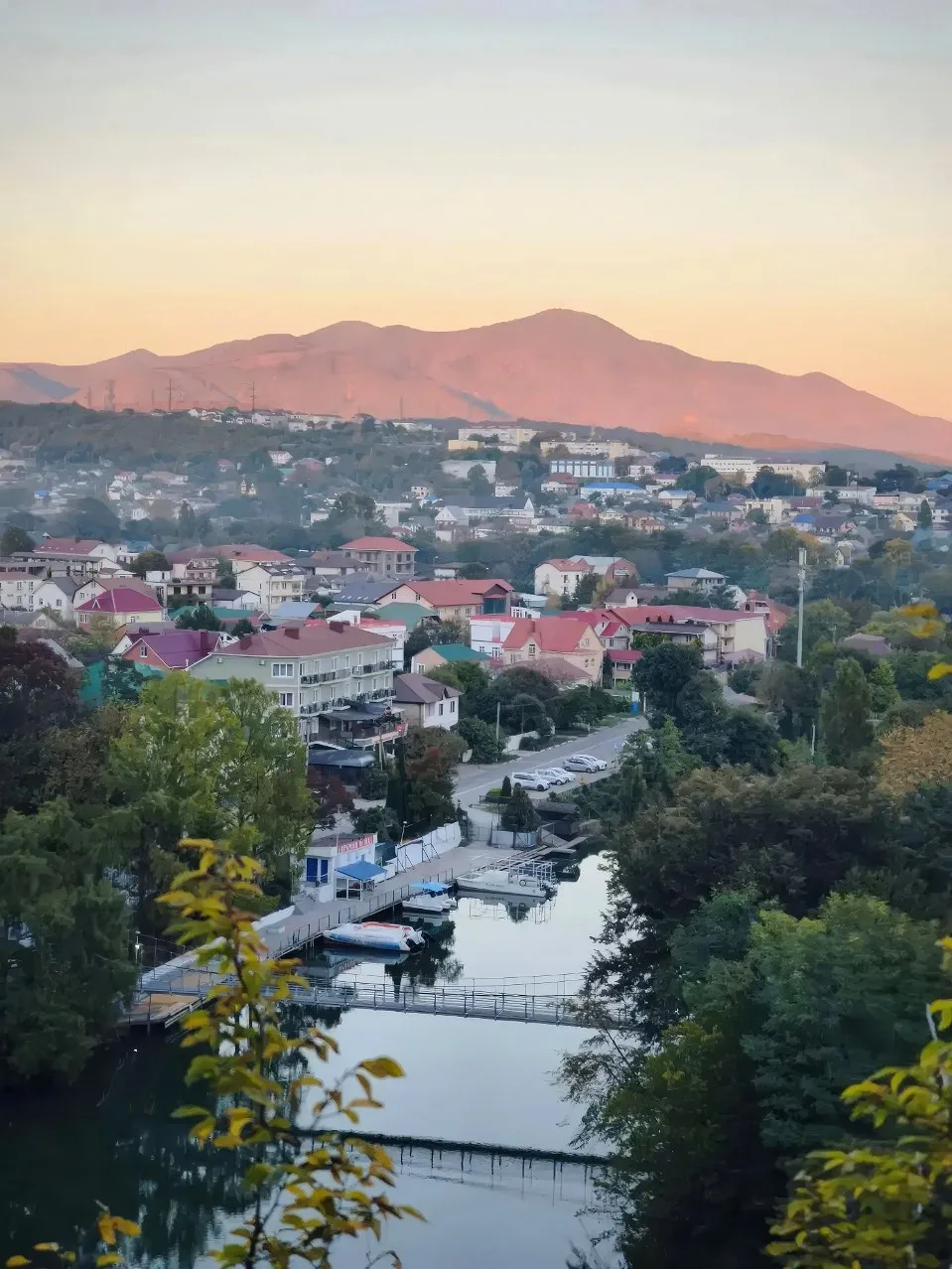 Архипо-Осиповка октябрь 2026 года 🌅 Фото: Елена