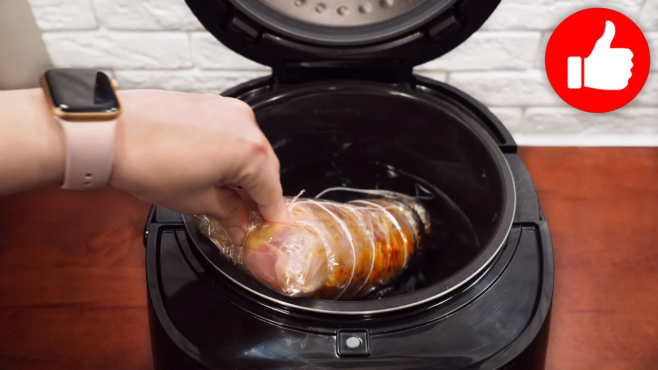 Домашний рулет из курицы с сыром в мультиварке