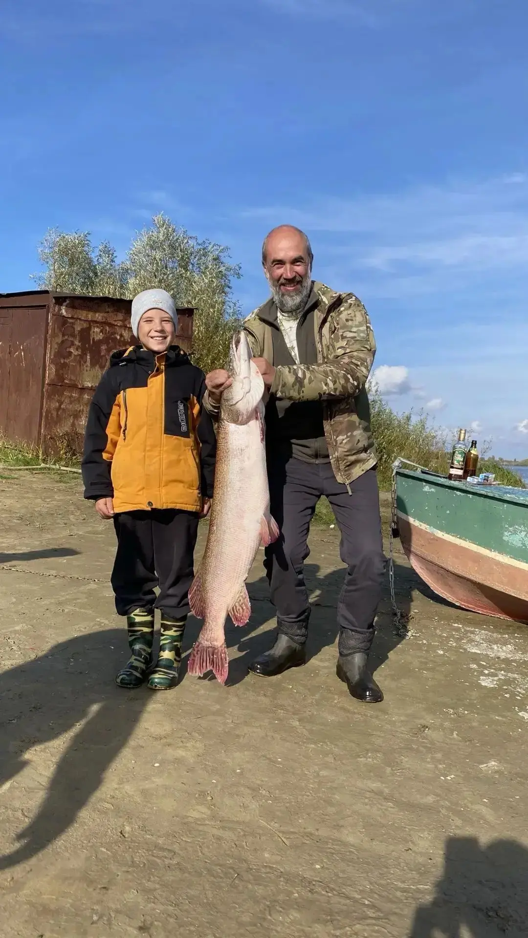 Реджепов Сергей, ученик 2-а класса принимает участие в акции "Спасибо, папа! "