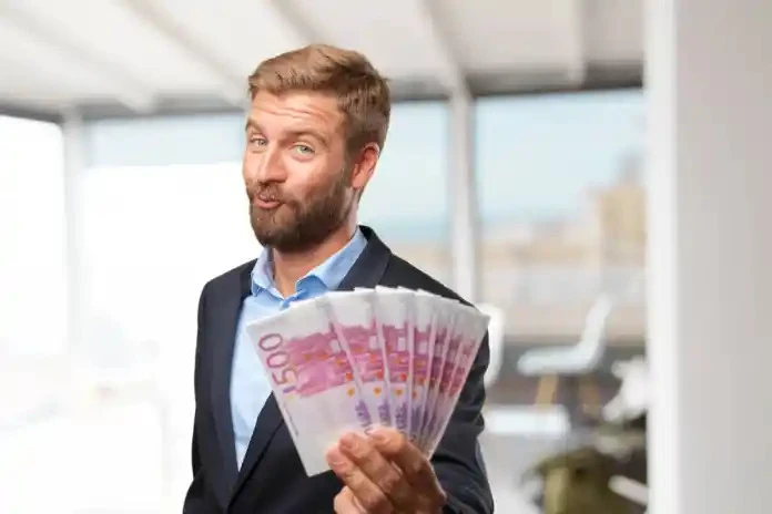😱В Рязани появились вакансии с зарплатой от 150 тысяч рублей. SuperJob назвал самые пр...