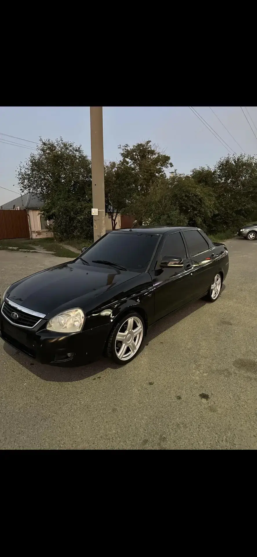 🚗Продается Priora 10-й год в хорошем состояние  музыка   диски 17 резина диски в хорош...