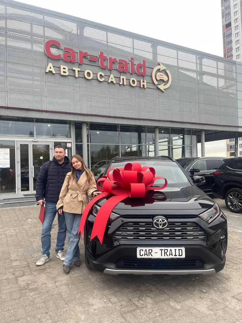 🚗 Выдача Toyota RAV4, Lexus RX и Geely Coolray. Поздравляем с покупкой!