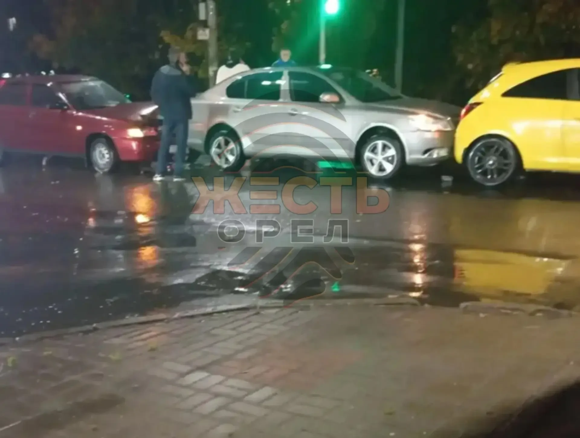 🚧 На Наугорском шоссе — тройное ДТП