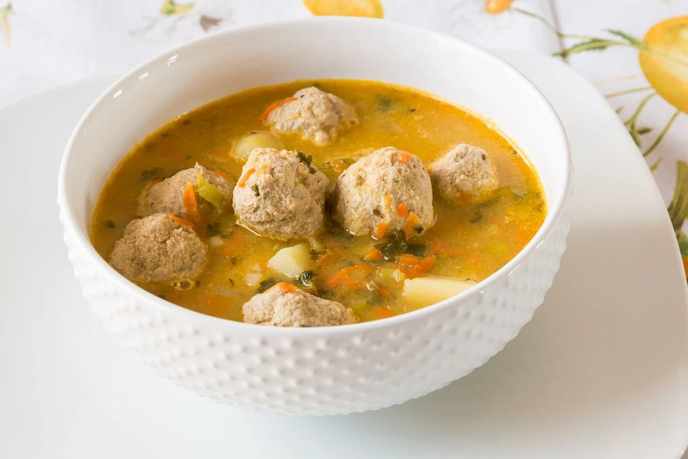 🍲 Рецепт супа с фрикадельками и помидорами                                            ...