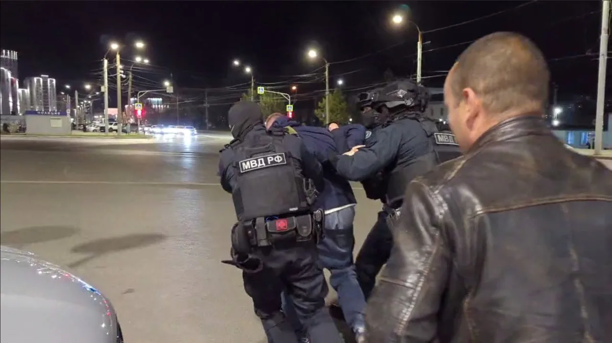 В Кирове вечером 9 октября задержали юриста Антона Долгих.