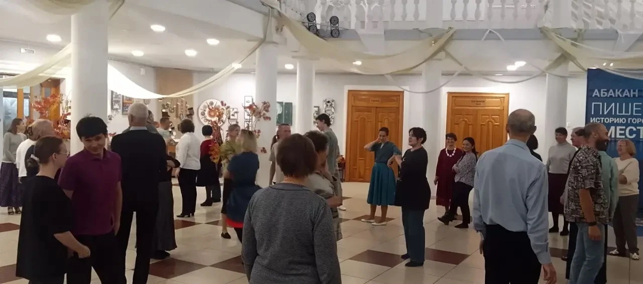 Сегодня в «Победе» прошел бесплатный мастер-класс по бальным танцам. Готовимся к балу в...