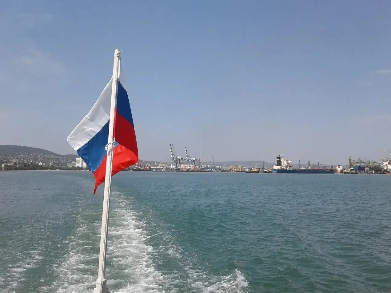 Внимание! В акватории морского порта Новороссийск 12 октября пройдут учения с выполнени...