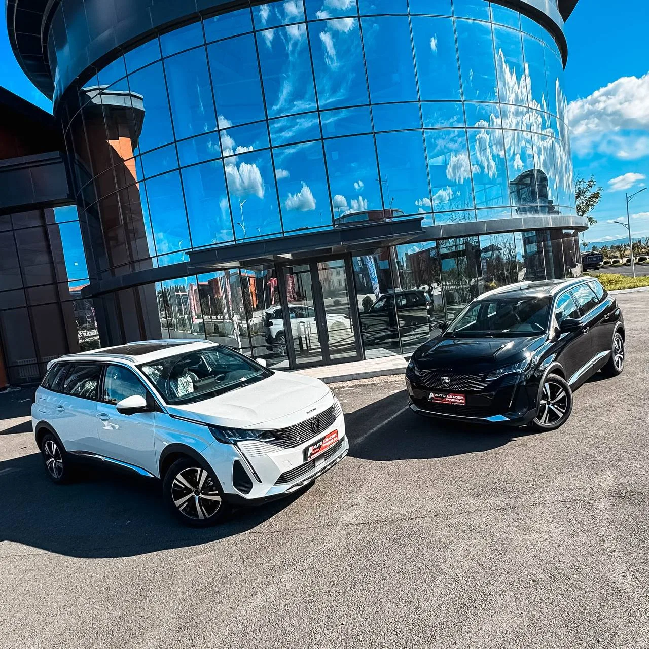 🚗 Peugeot 5008 — 7-местный француз для большой семьи.