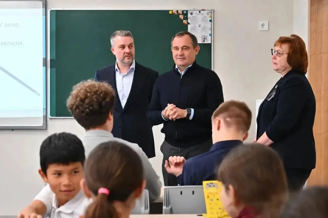 🏫 Председатель Мособлдумы, секретарь Московского областного регионального отделения «Е...