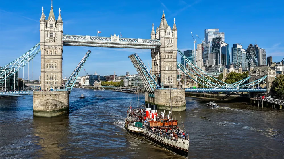 🚢 80 лет на волне истории! Легендарный пароход Waverley, последний в мире действующий ...
