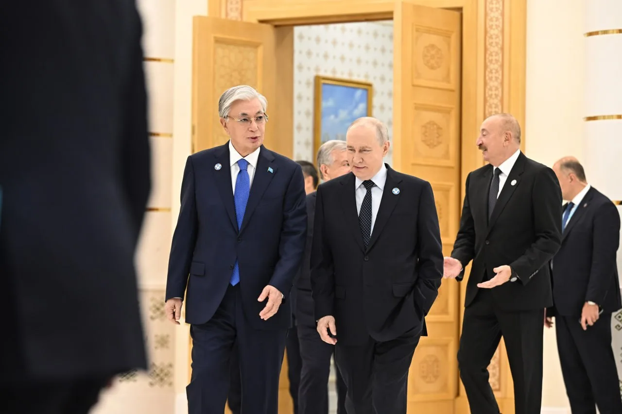 Владимир Путин: Мощной объединяющей силой на всём обширном пространстве СНГ является ру...