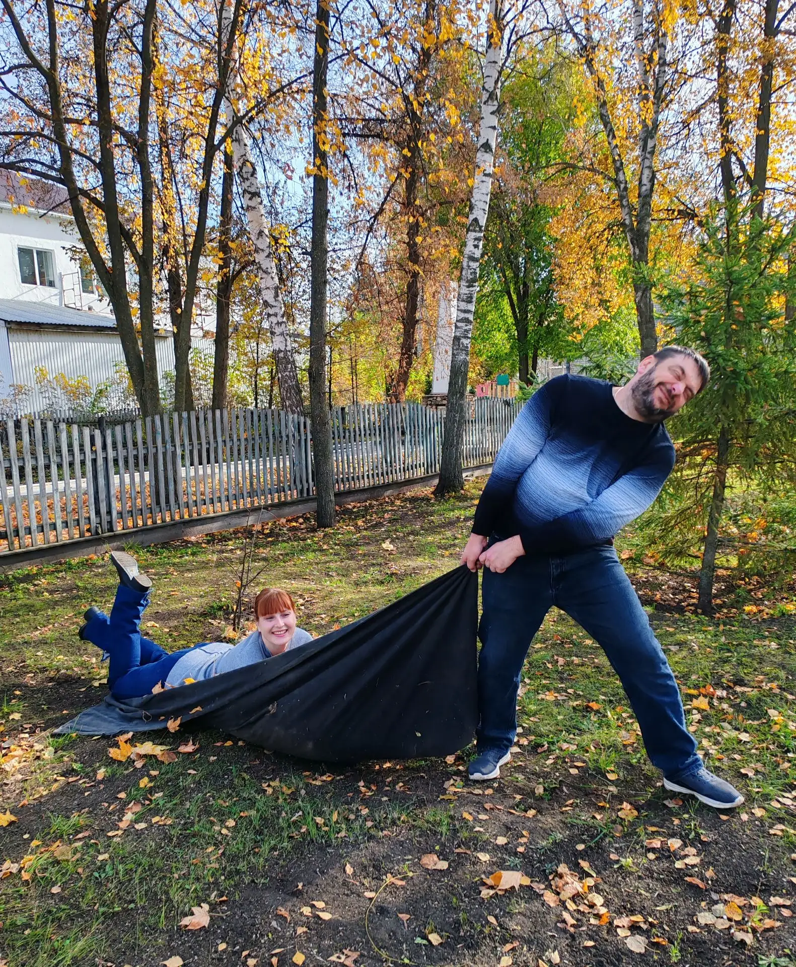 🍁🍂🧹 Сегодня коллектив Центра детского творчества дружно вышел на субботник. Мы приве...