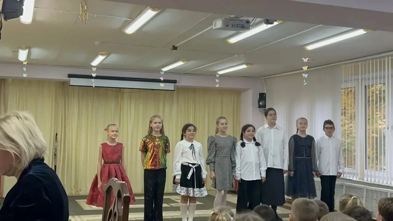 РЕБЯТА ИЗ МУЗЫКАЛЬНОЙ ШКОЛЫ ИМЕНИ Д. ШОСТАКОВИЧА 🎶