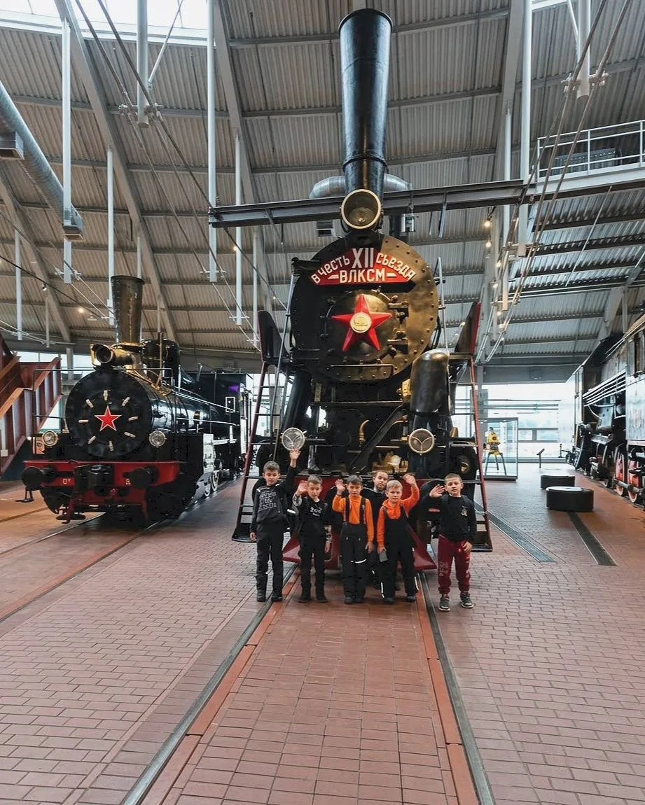 🚂 Где дети могут управлять настоящей железной дорогой?