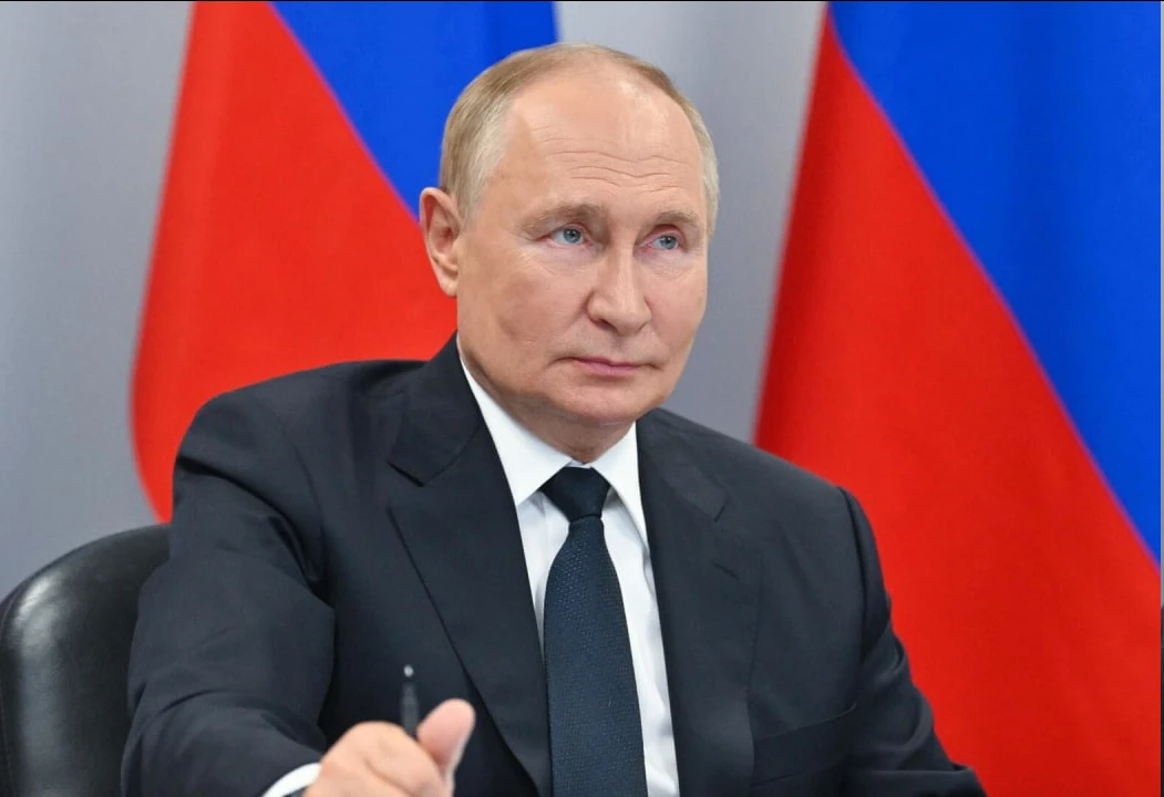 ❗️Владимир Путин: существенного ущерба от недавних попаданий по российским НПЗ нет