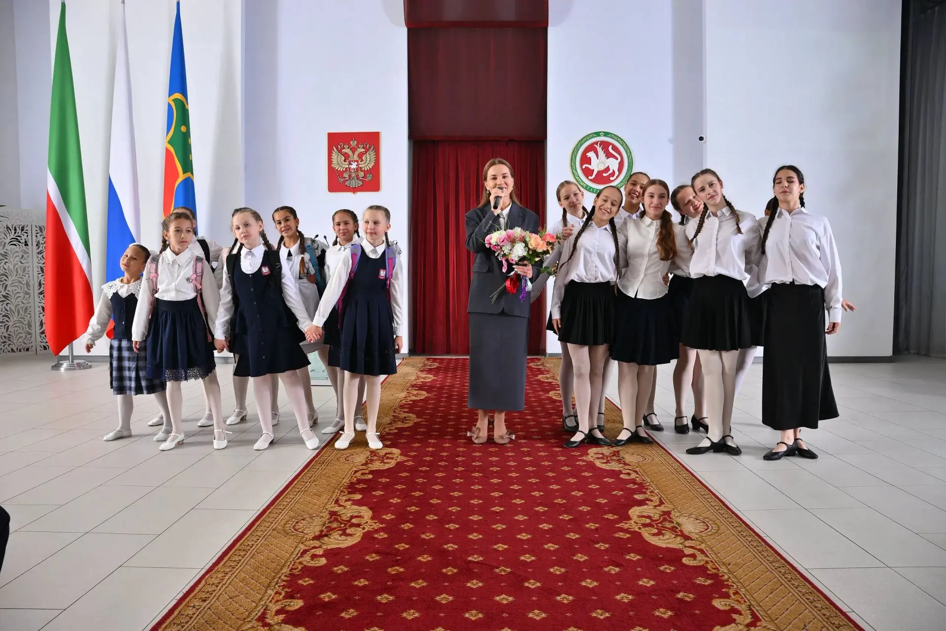 🎉 Торжественно и с теплом: чествуем наших учителей!💛
