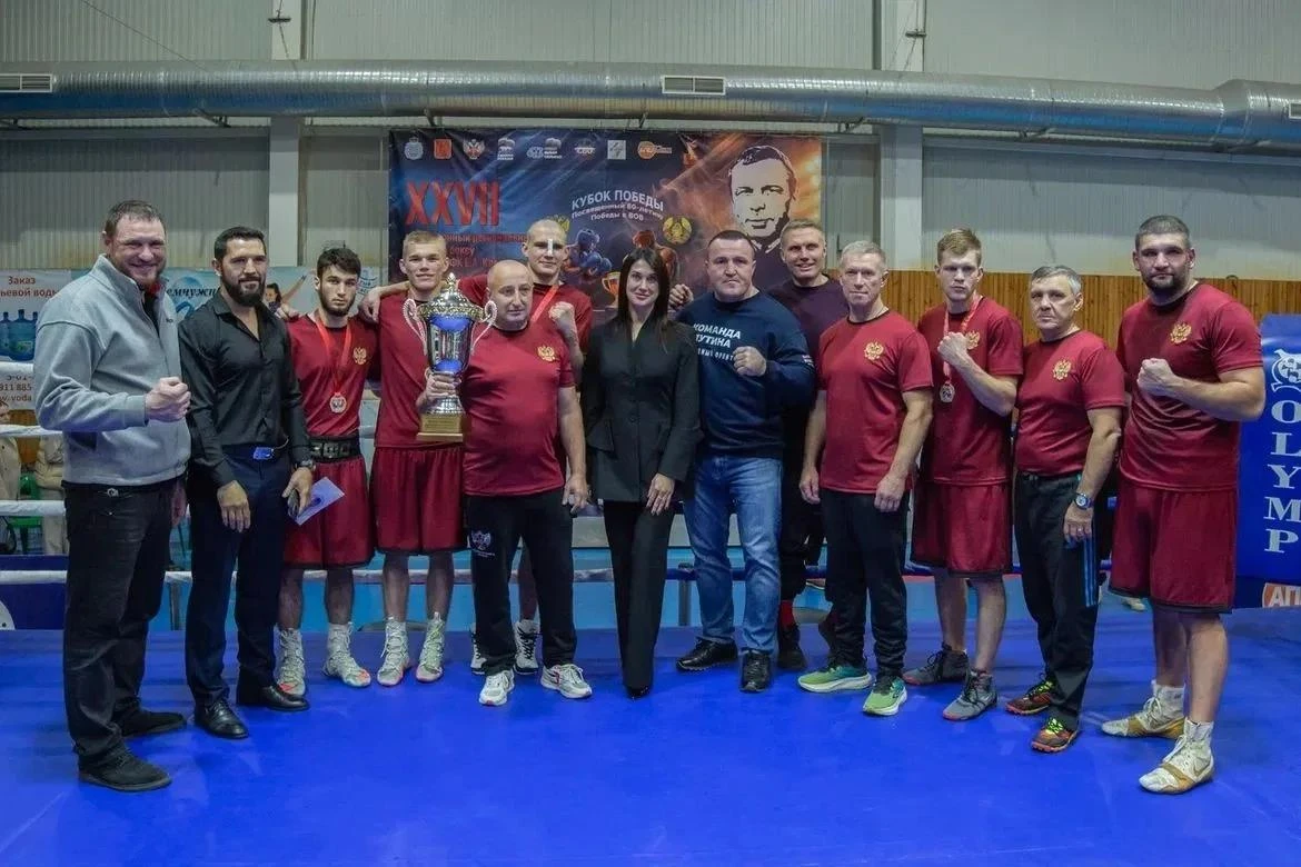 🥊 Около 150 боксёров из России и Беларуси собрались в Великих Луках на турнире памяти ...