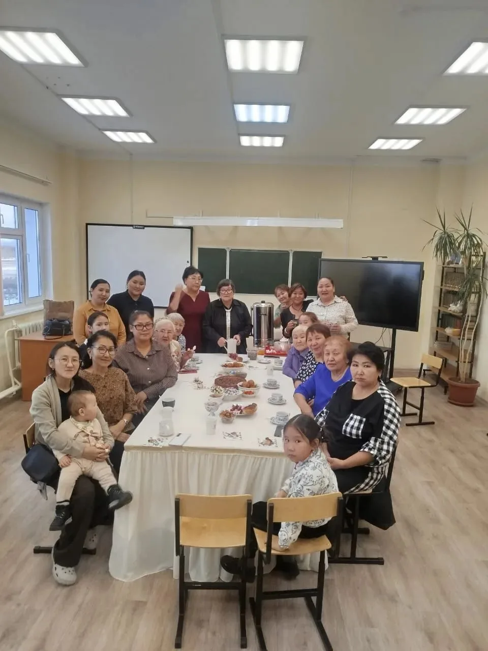 Тепло рук и свет любви: День матери в Томторской школе