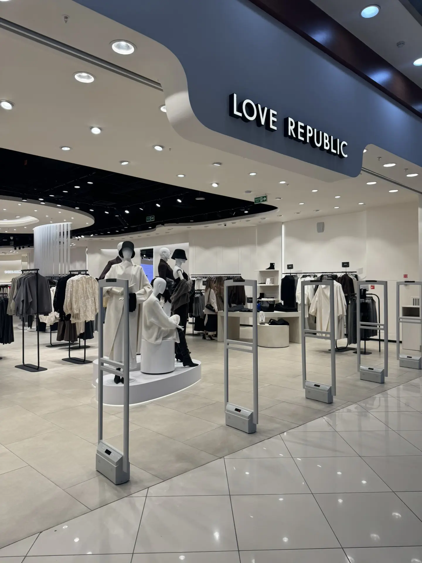 Love Republic 🫶⚡️обзор