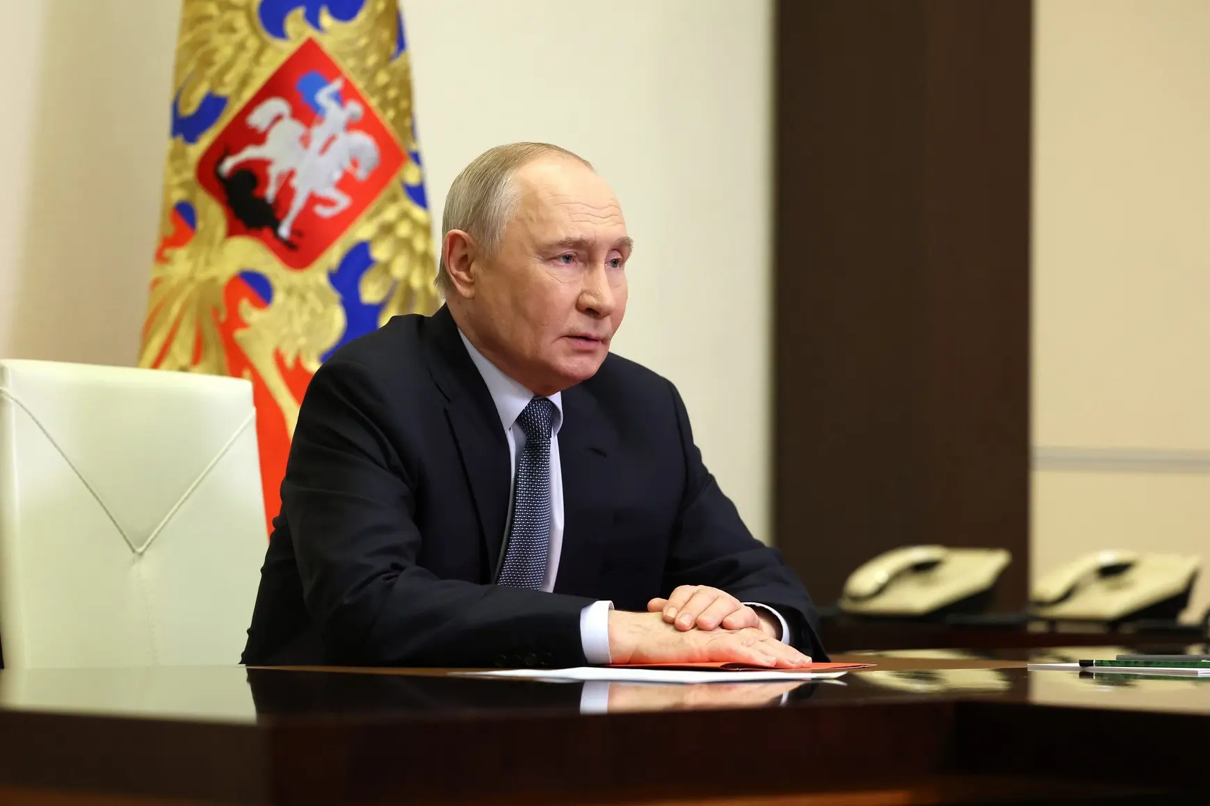 Сегодня день рождения отмечает наш Президент Владимир Владимирович Путин.