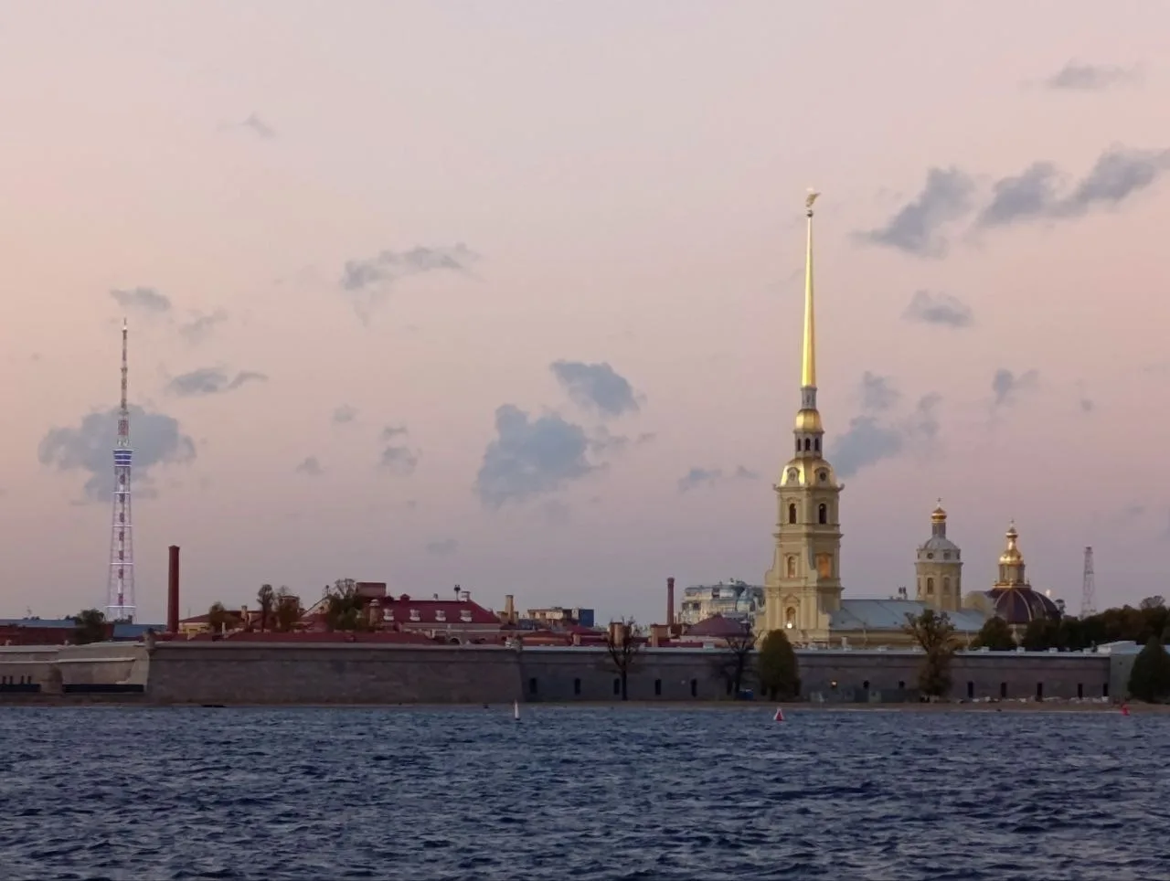⛅️ Доброе утро, Петербург! Подготовили для вас прогноз погоды к этой среде