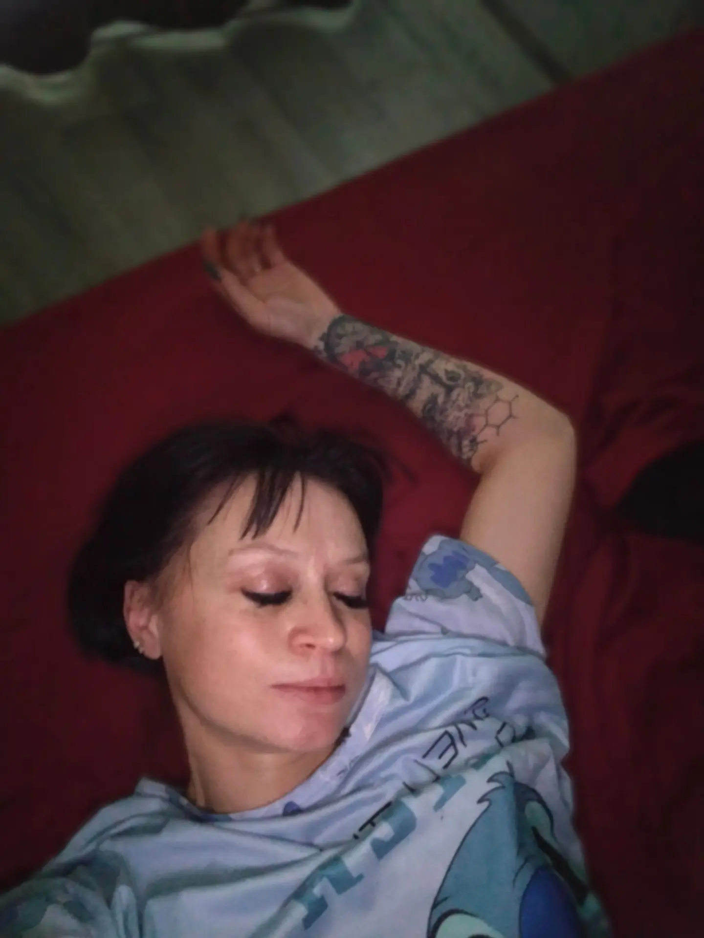 По итогу теперь я дома валяюсь, как что то тряпочное .. 🤣