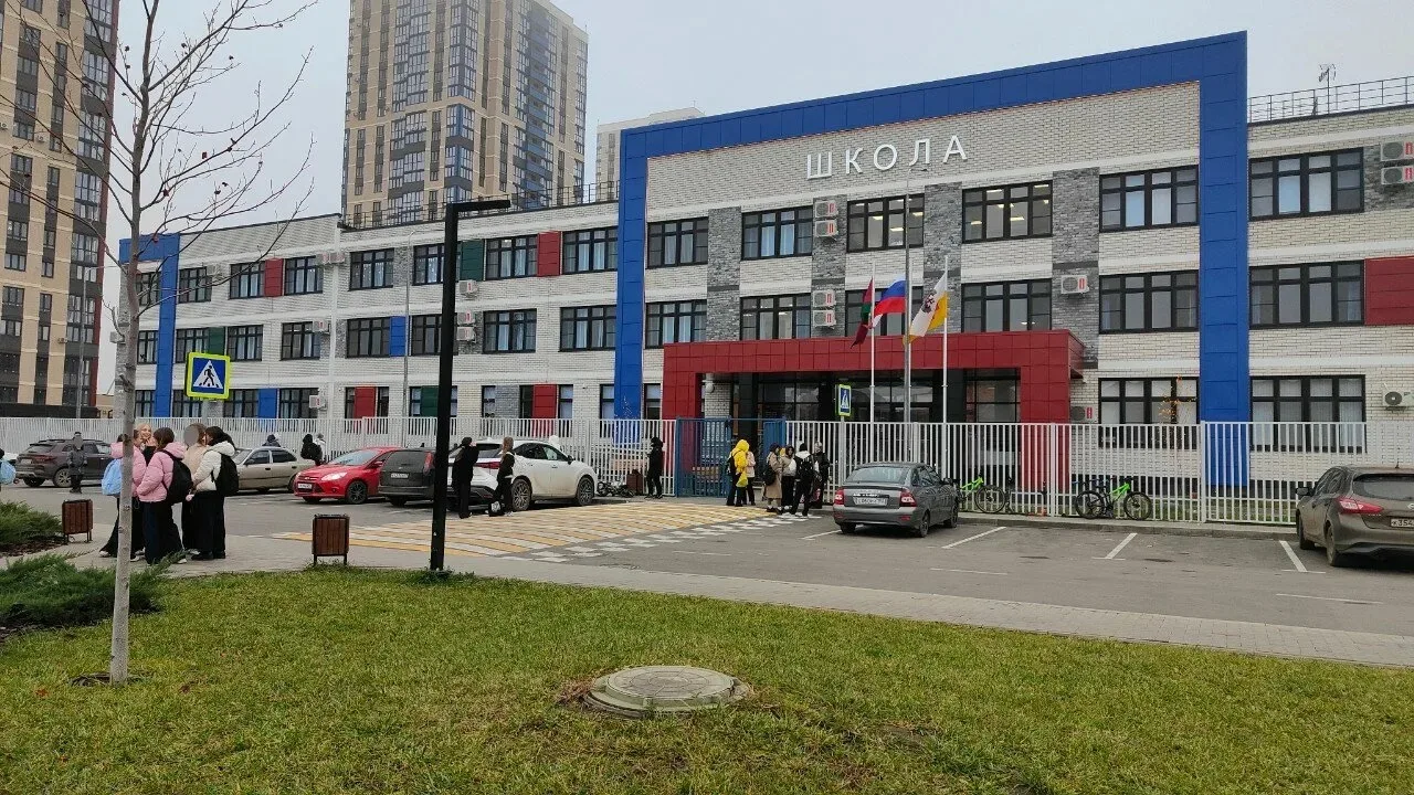 🏫 Школьные уроки предложили начинать в 9 утра.