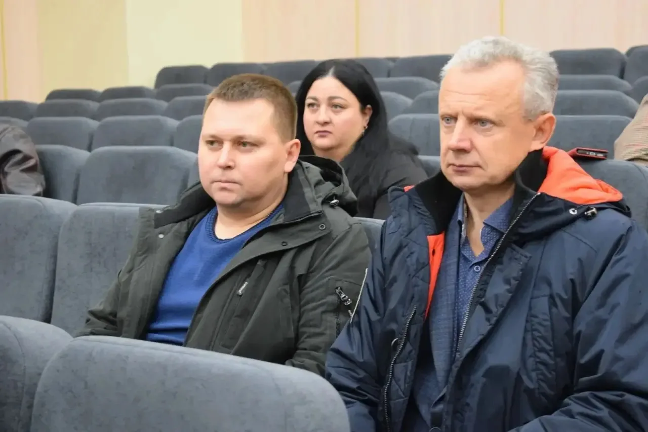 🔺 Перебои с водой, изоляция труб: жители Тынды жалуются на затянувшийся ремонт коммуна...