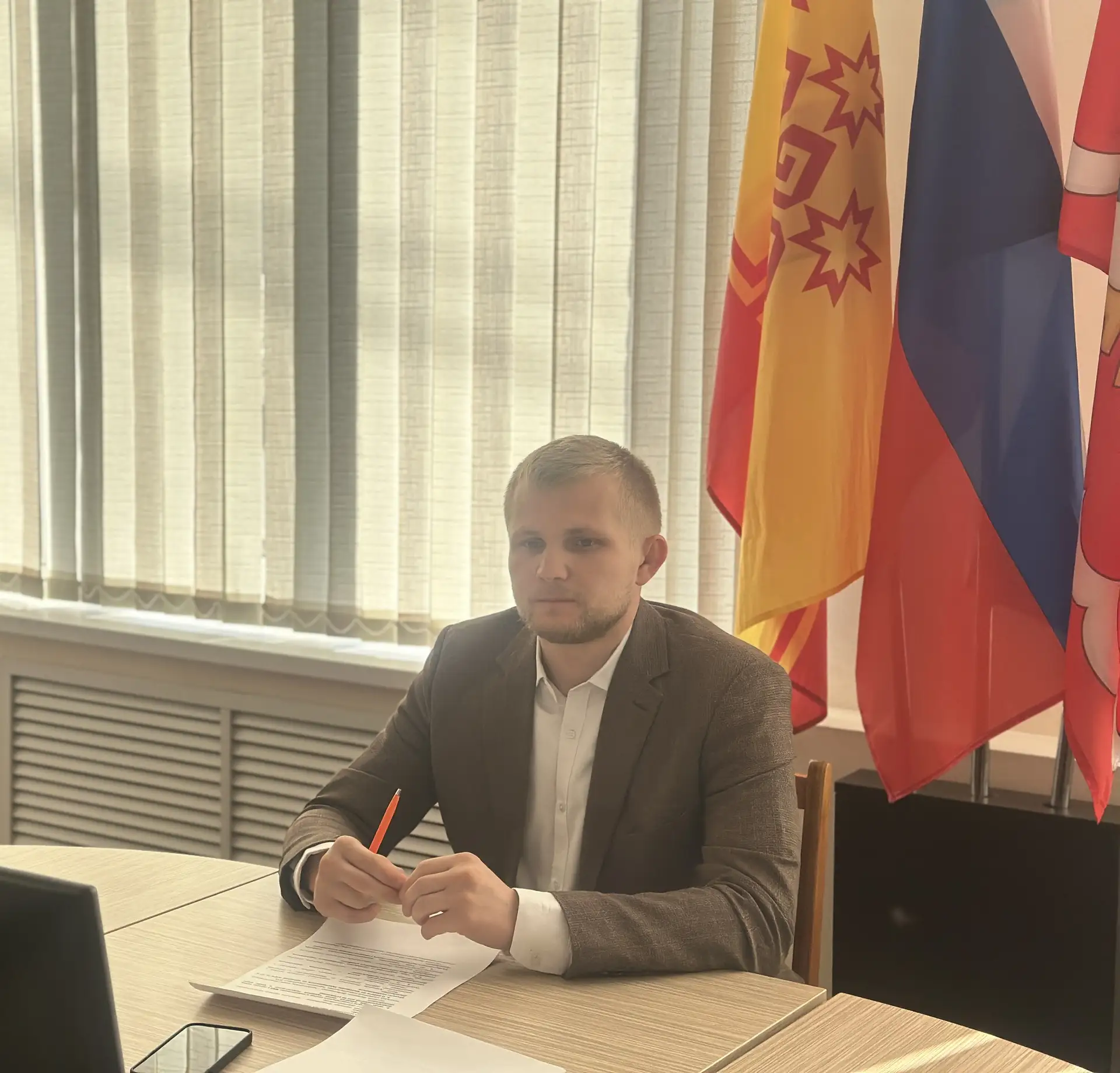 В Шумерлинском округе прошло еженедельное совещание под руководством врио главы Даниила...