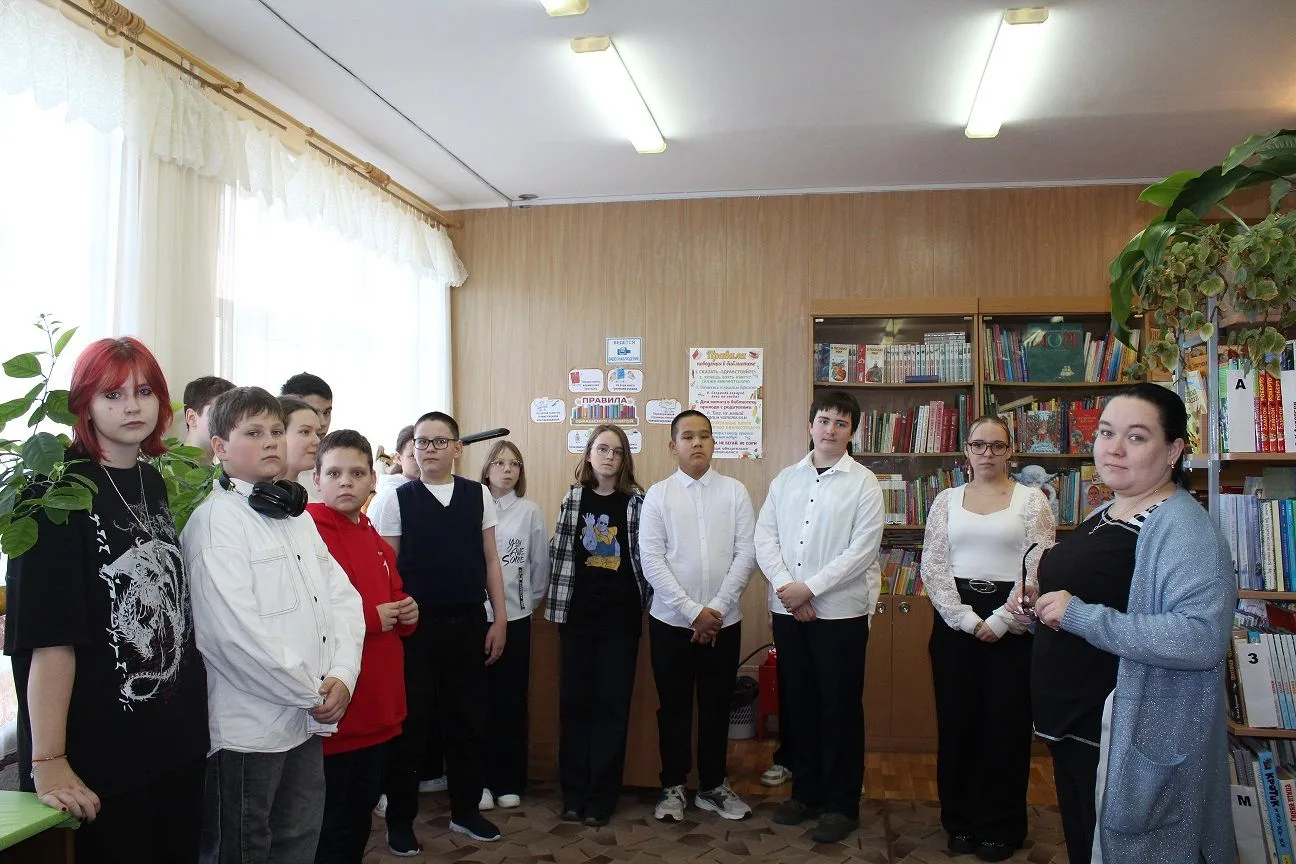 📚В мире, как в небе звёздочек ясных,