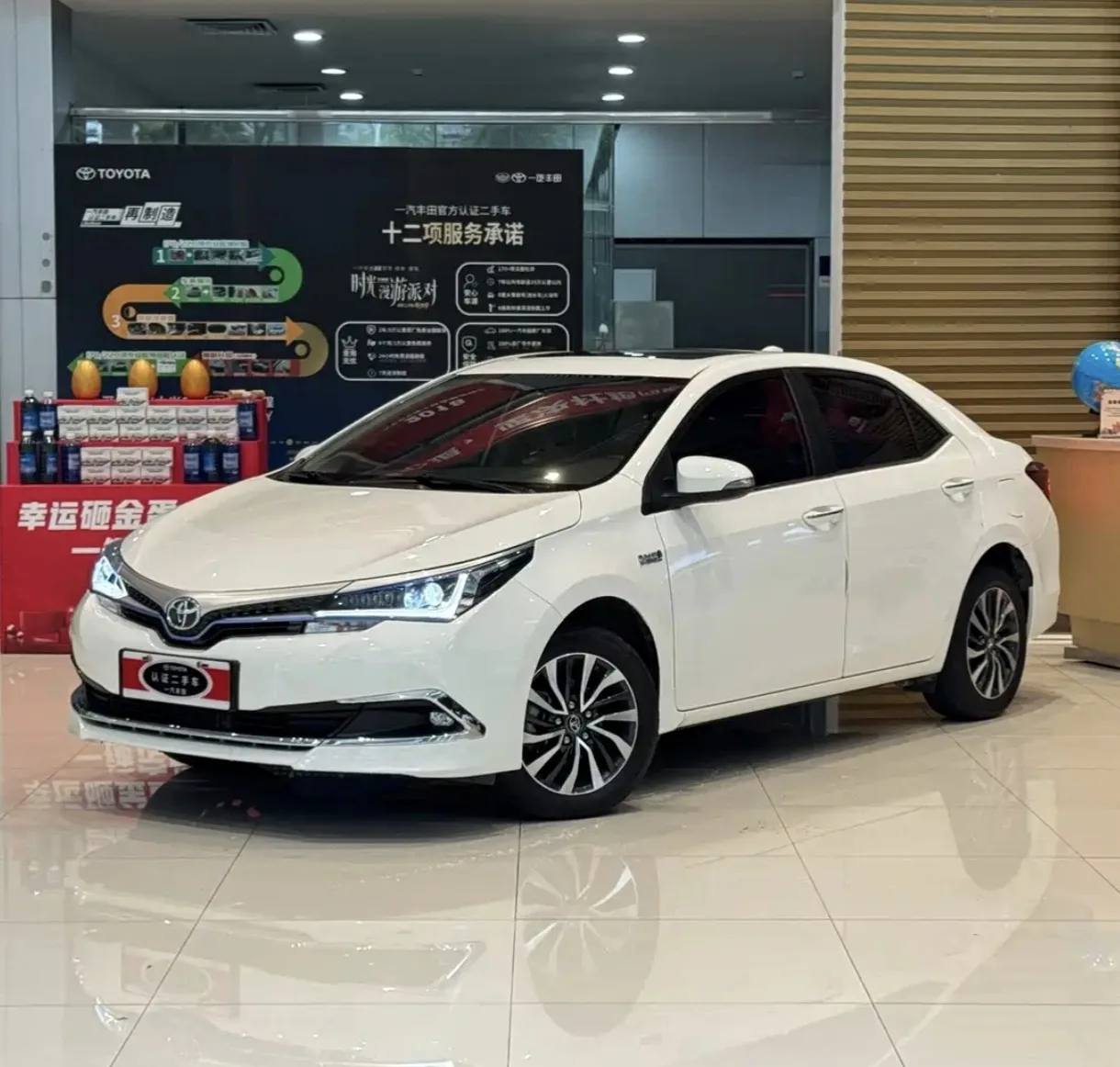 Леворульная Toyota Corolla Hybrid 2022 года прямиком из Китая