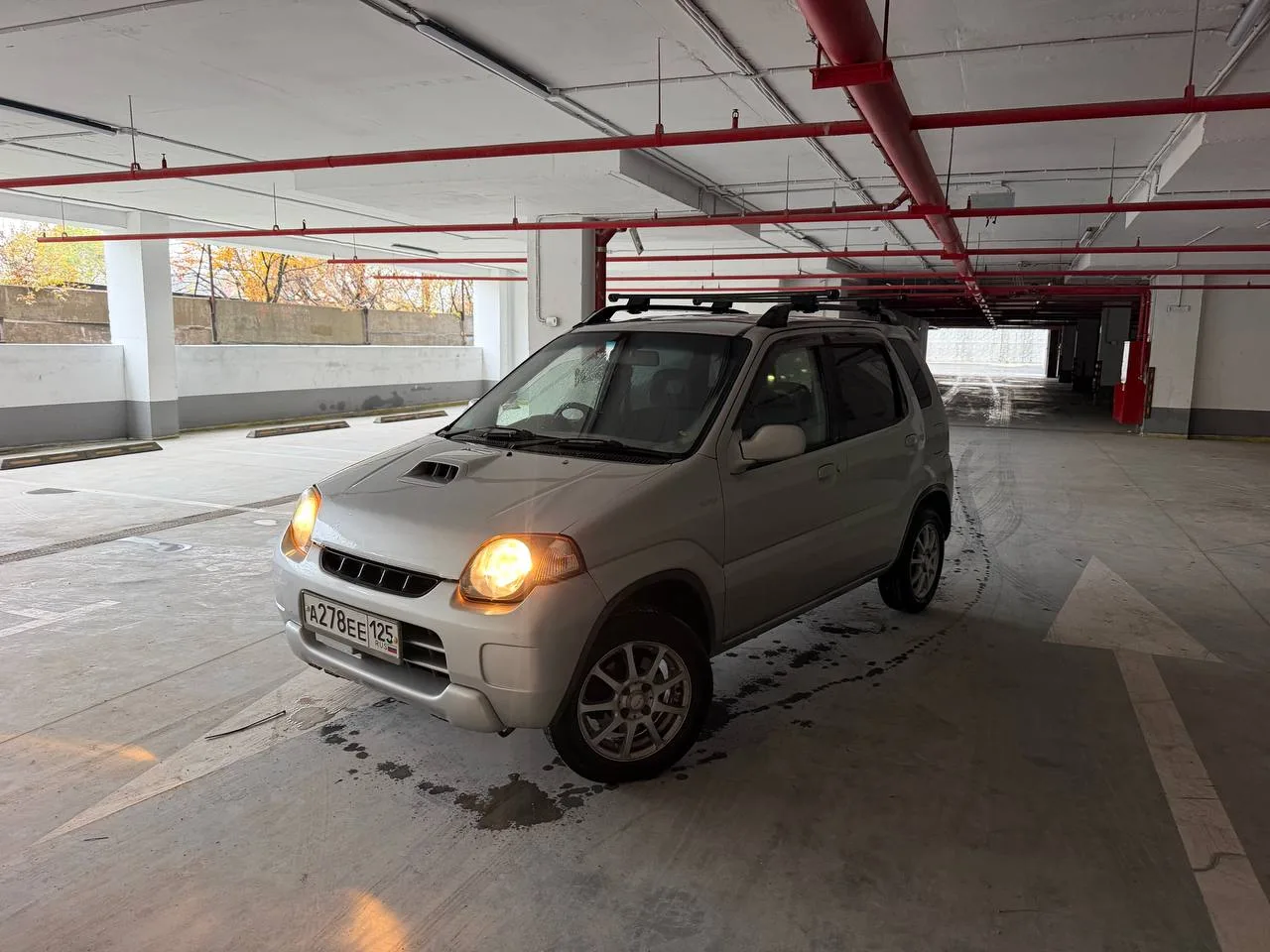 Suzuki Kei 2000