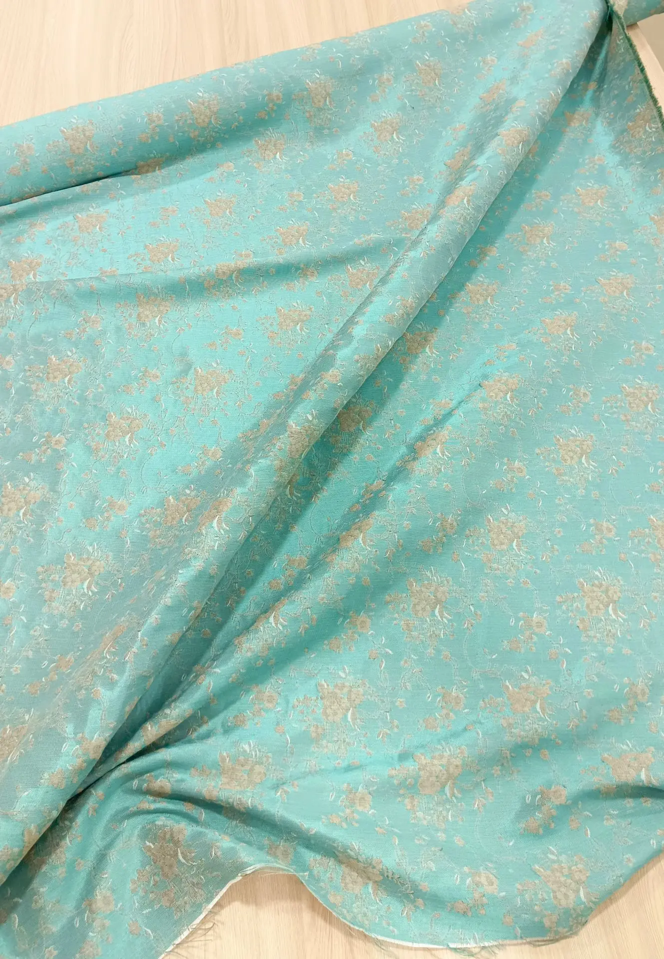 ⚜️Бирюзовый жаккард с изысканными цветочными.