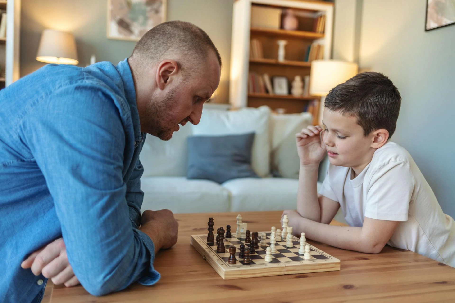 ♟️ Почему ребёнок так болезненно переживает поражения? И всегда ли нужно учить его побе...