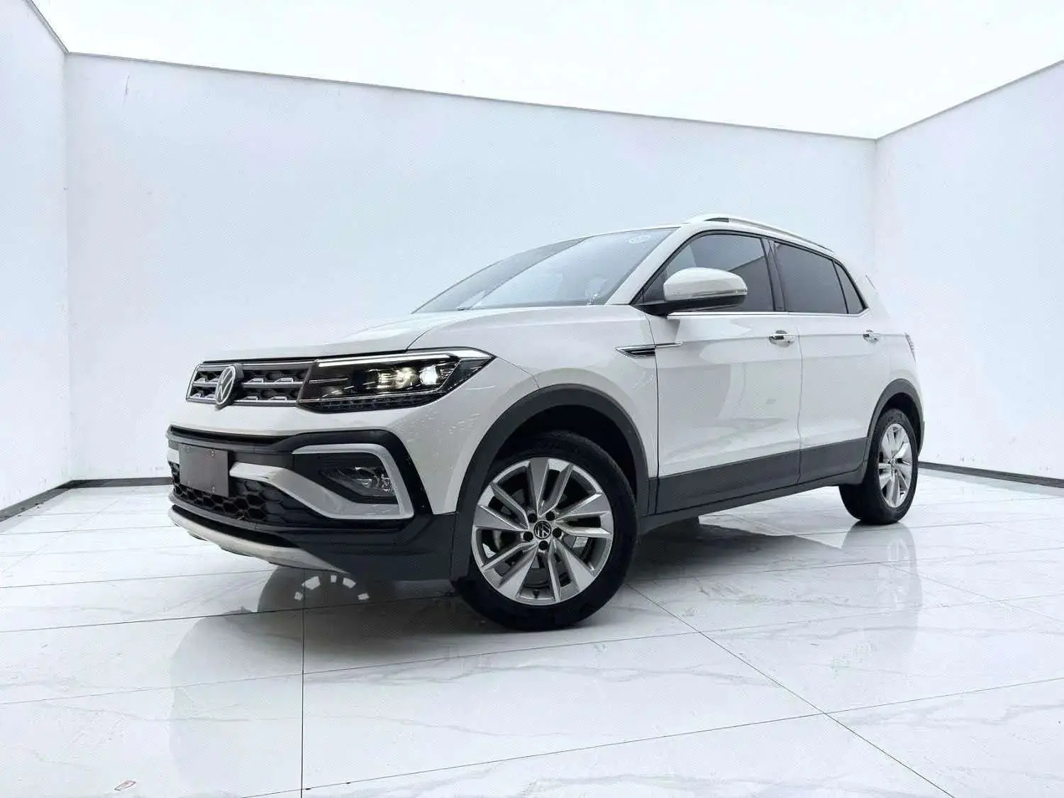 ✅ VW T-Cross