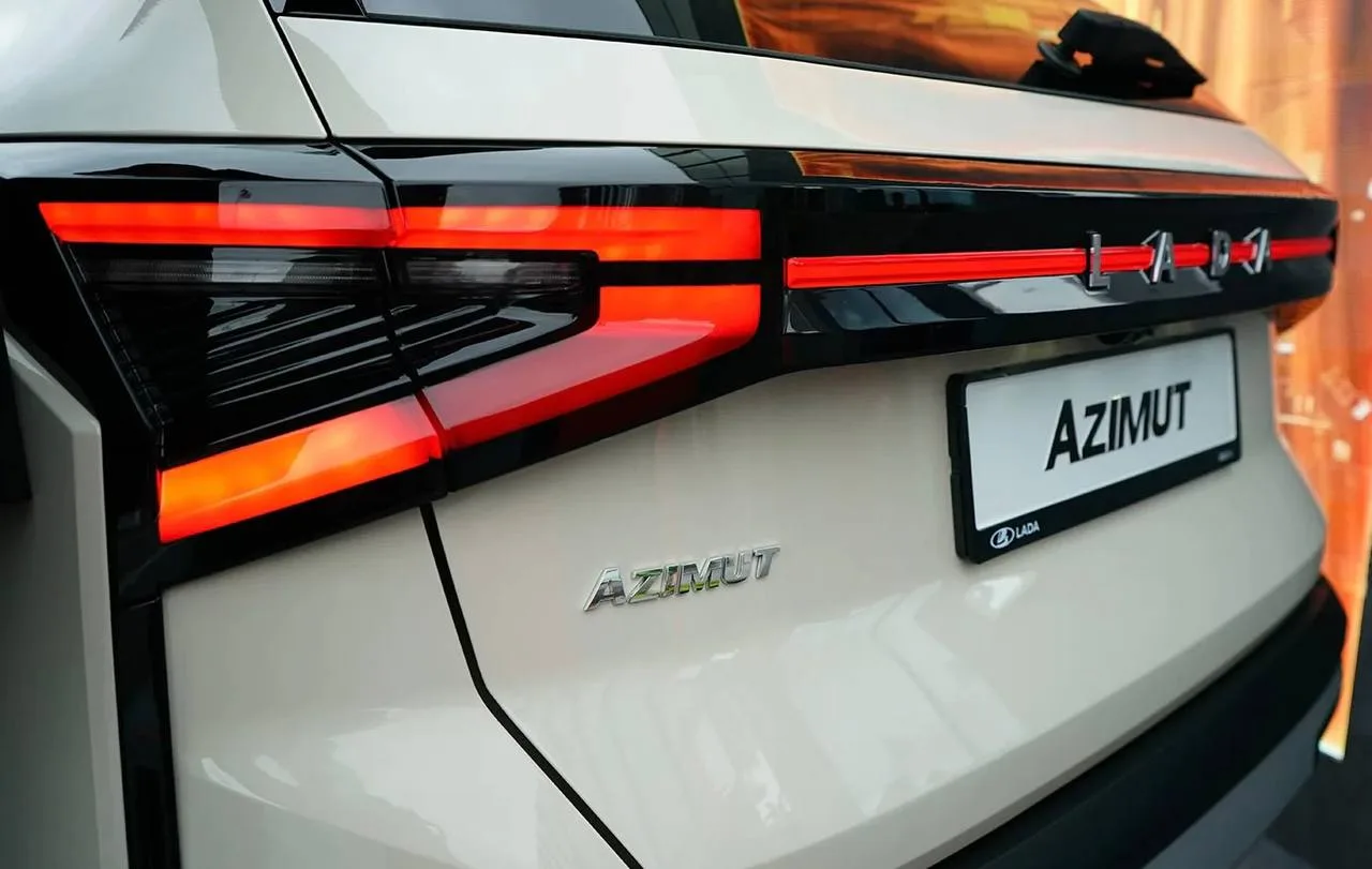 ВАЗ вывозит! Кузов Lada Azimut выдержал нагрузку в 10 тонн