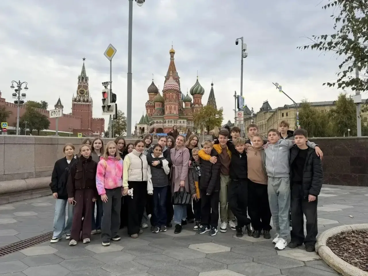 Пятница был по-настоящему особенный день: в Московский зоопарк отправились сразу нескол...