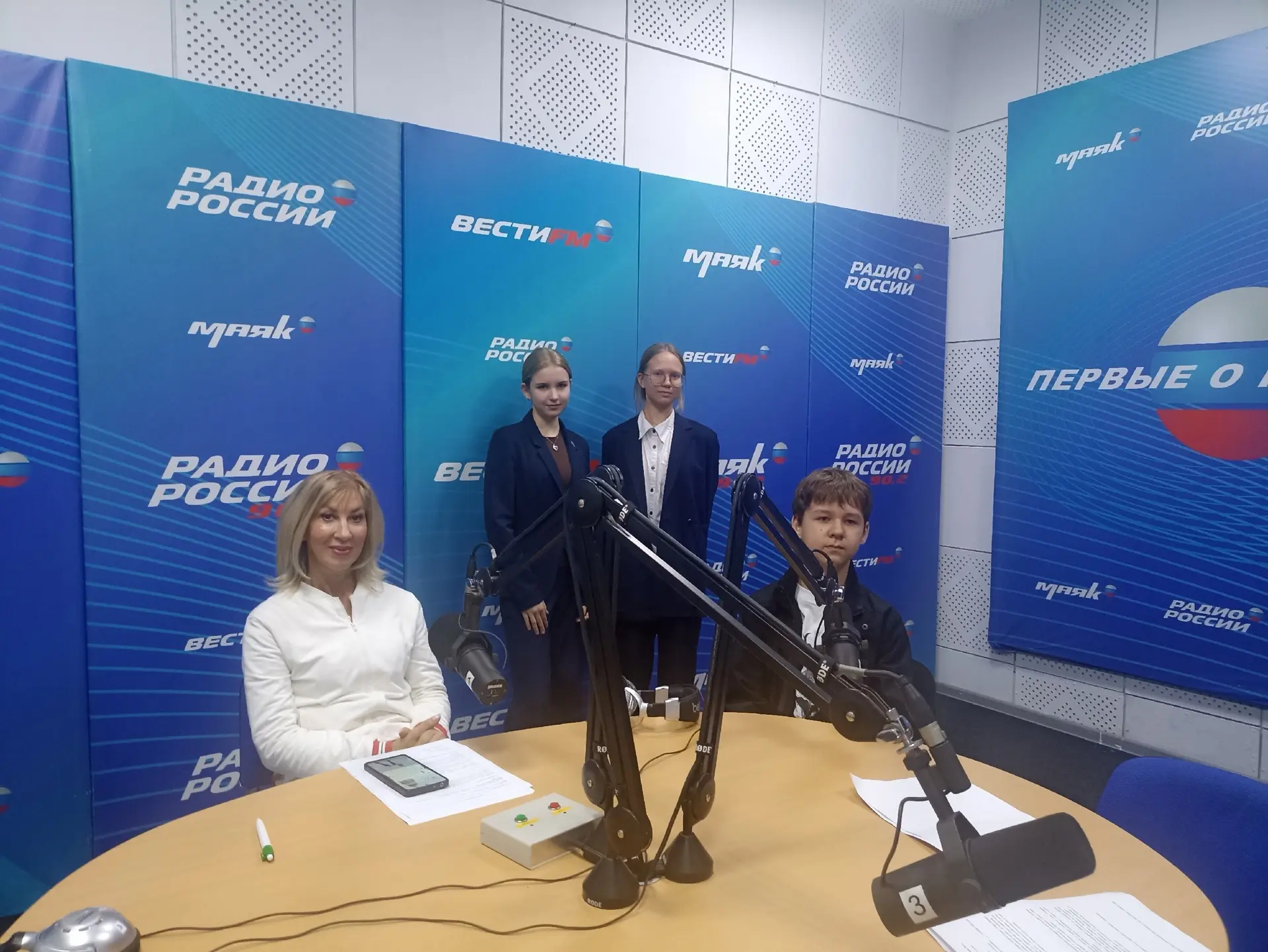 Уже стало хорошей традицией у отряда ЮИД в начале учебного года участвовать в записи ра...