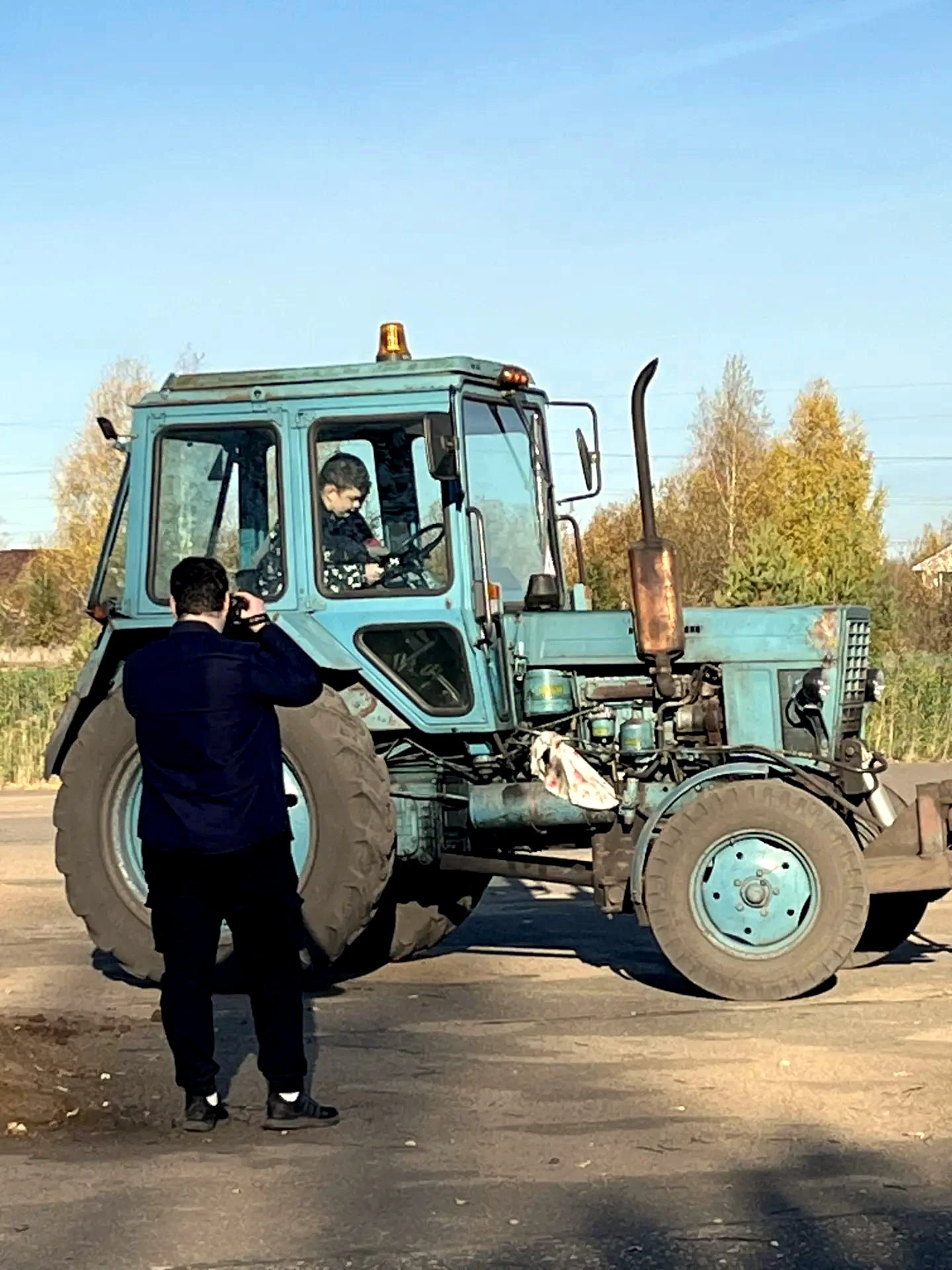 В рамках программы «Билет в будущее» ученики 9б, 8д и 7б классов побывали в Кировском а...