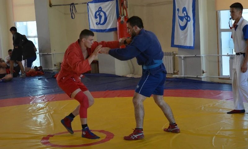 🥊 В Астрахани прошёл межведомственный чемпионат по самбо