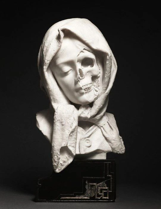 A Vanitas sculpture, Итaлия, конец XIX века.