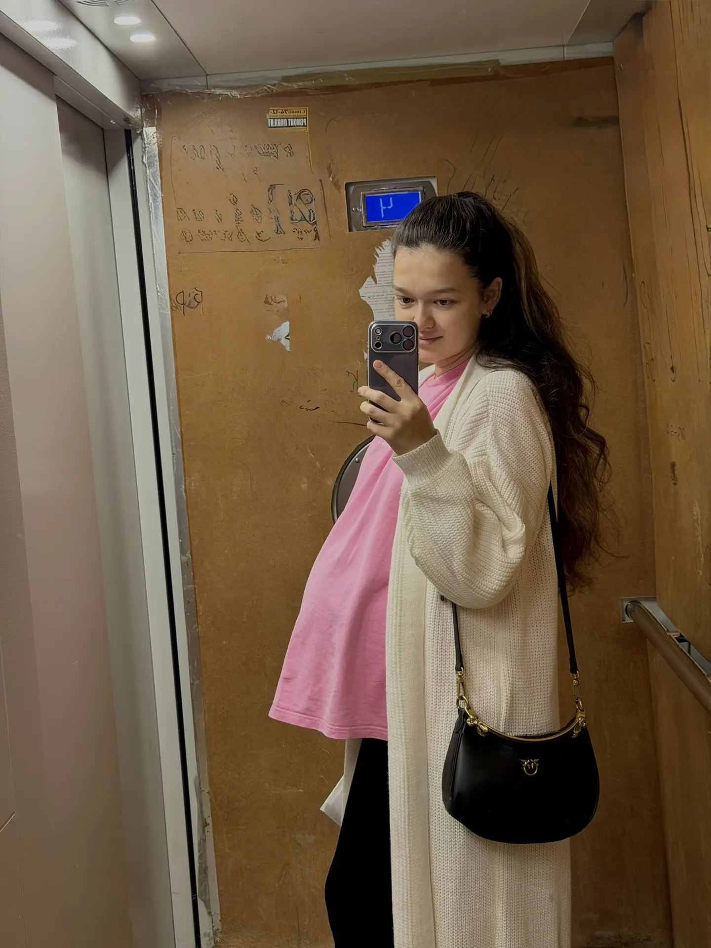 Всем привет и отличного настроения 🥰