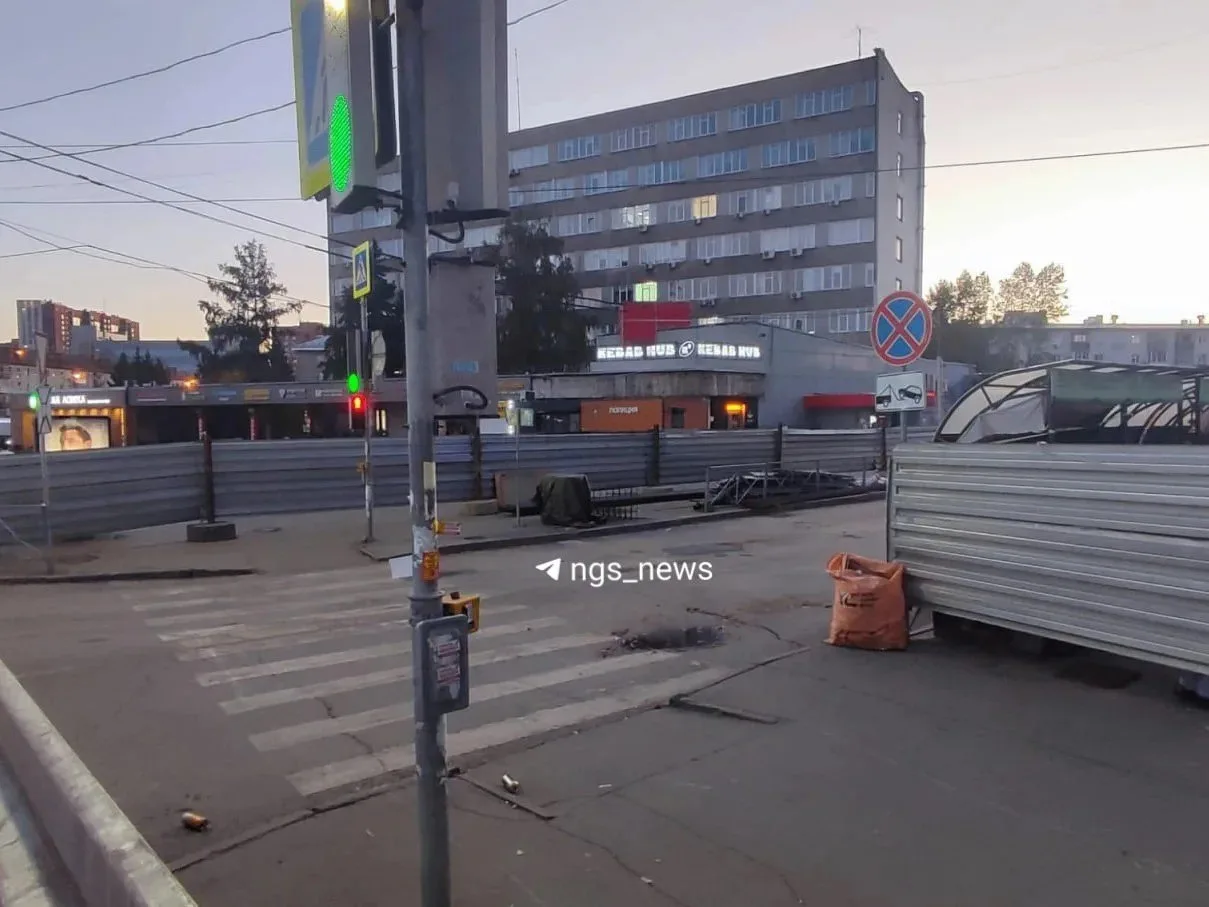 Ремонт у площади Калинина продлили в четвёртый раз 🚧