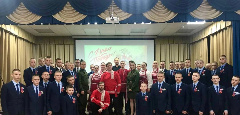 💢День костюма: время блеснуть стилем!