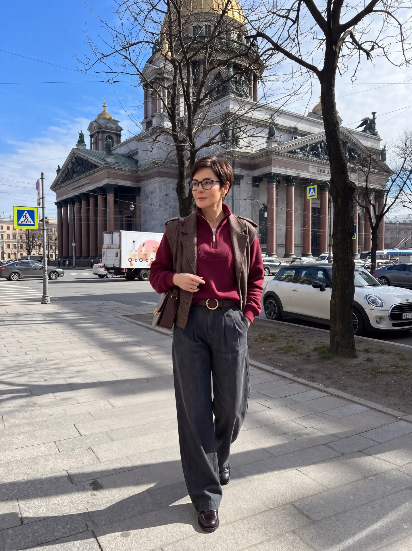 Как сделать спортивный костюм частью городского гардероба, а не ограничиваться привычны...