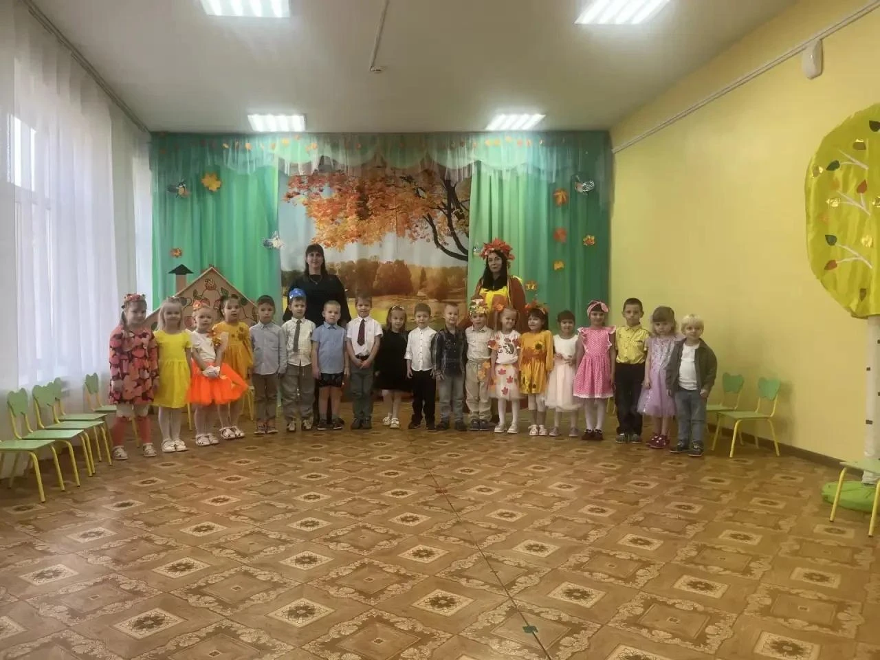 Праздник в детском саду – это всегда удивительные чудеса, волшебные краски, звонкий сме...