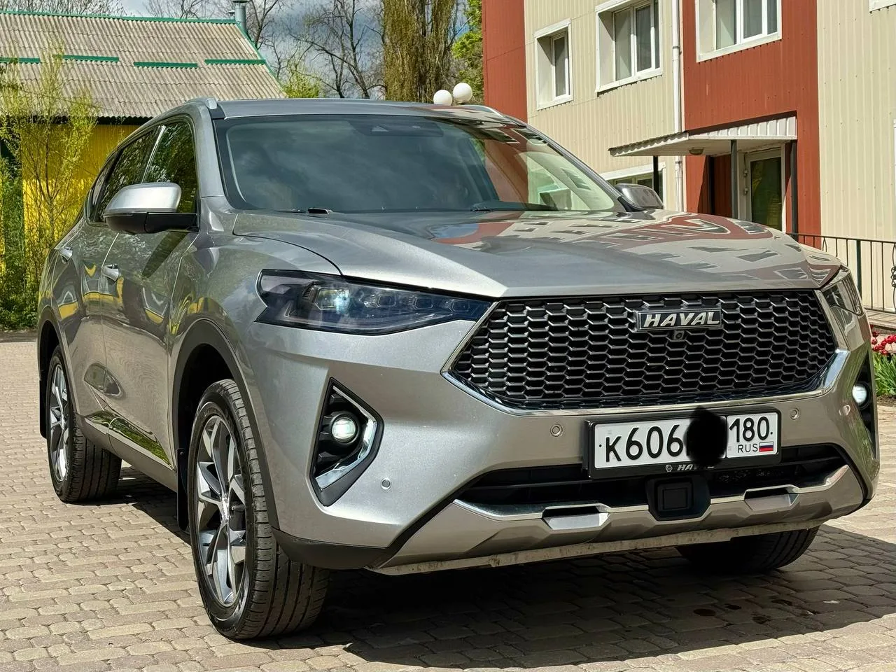 Продаю HAVAL F7 2021 года. Рассматриваю обмен с вашей доплатой.