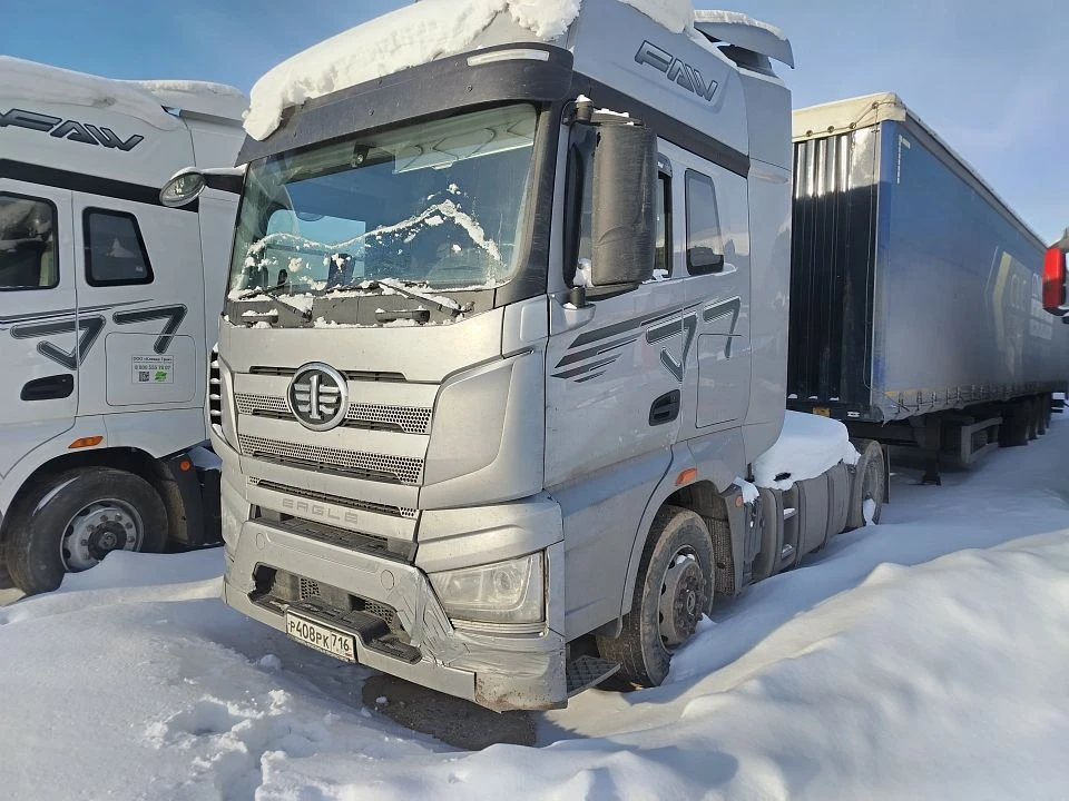 🔥Снижение цены на FAW J7 4x2 Седельный тягач 2023 года (Набережные Челны)