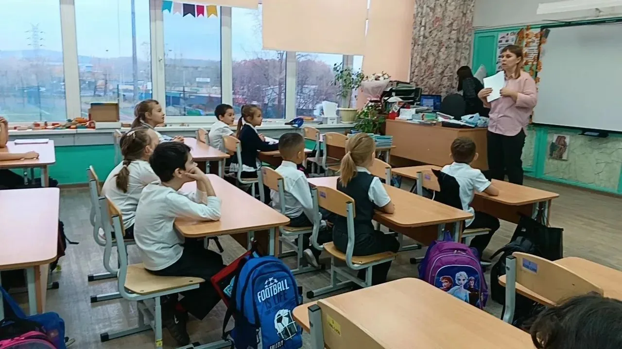 📜 16 октября в школе №12 состоялось торжественное посвящение учащихся 1 класса в перво...