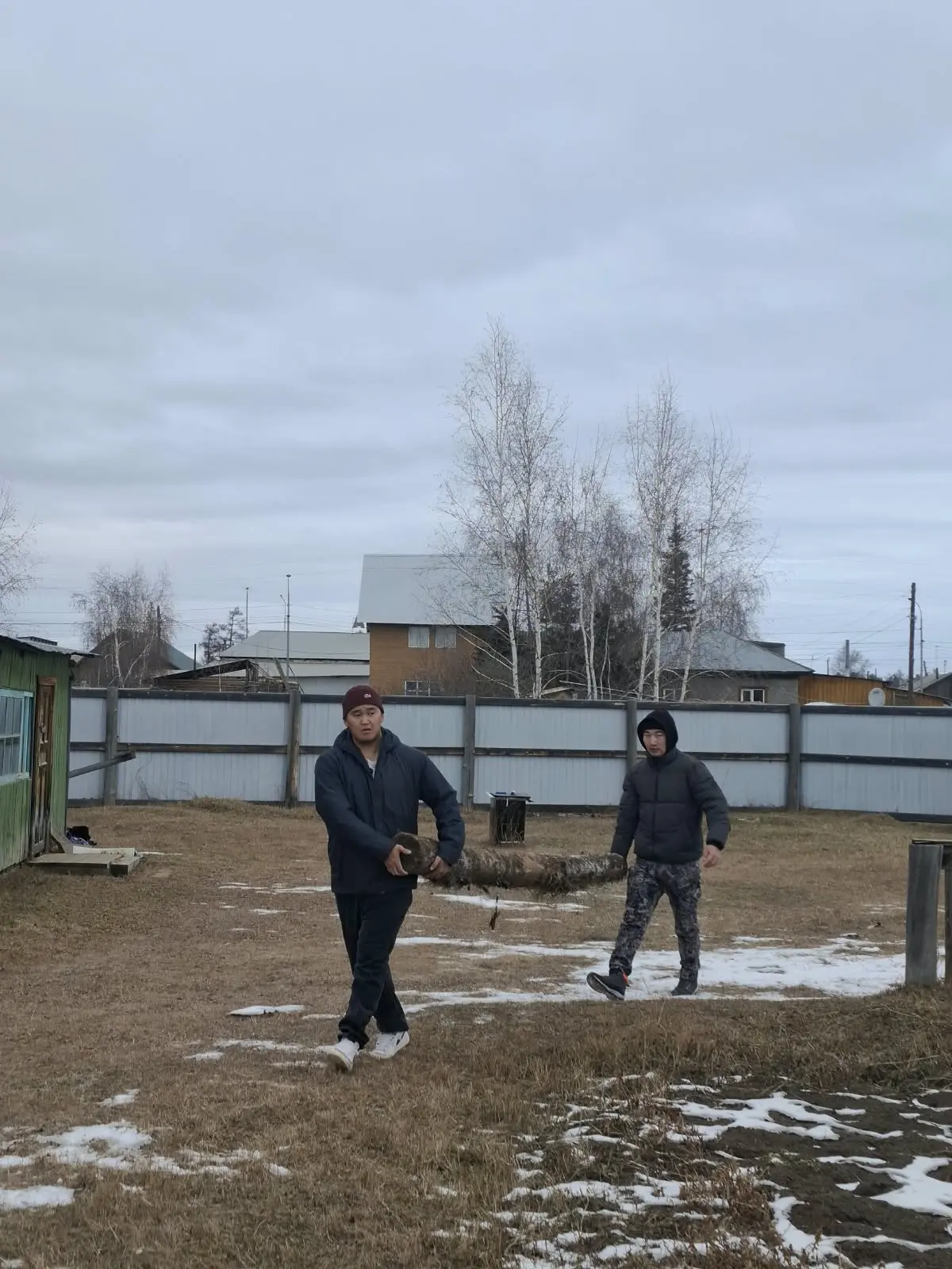 💐 Завершение Декады пожилых людей: коллектив ГАУ РС(Я) «Мегино-Кангаласская ЦРБ» подар...